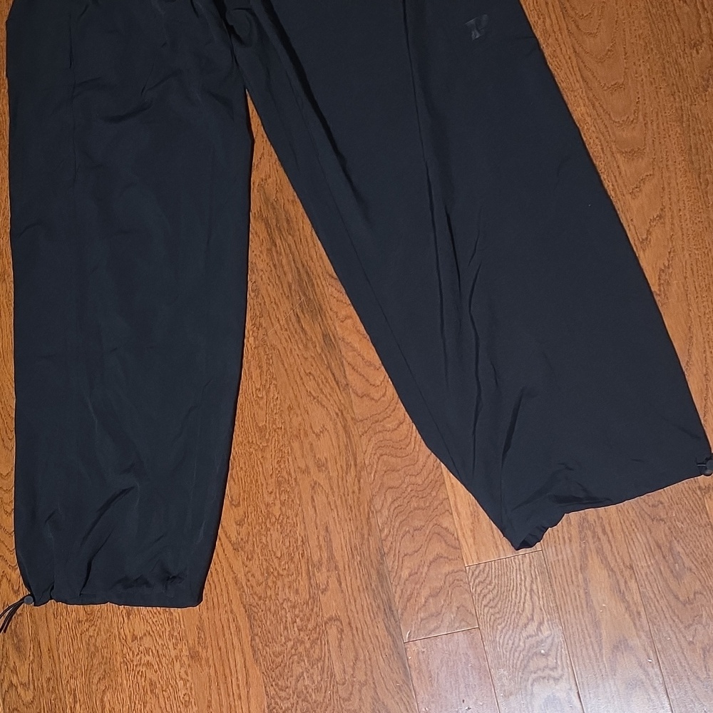 COPY NWT Pink Victoria Secret Parachute Cargo Pants - Black - Picture 5 of 8